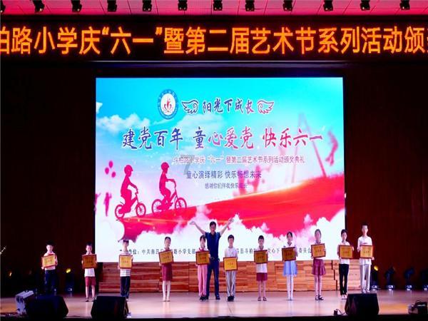 探索这双是什么鞋款?,发现答案